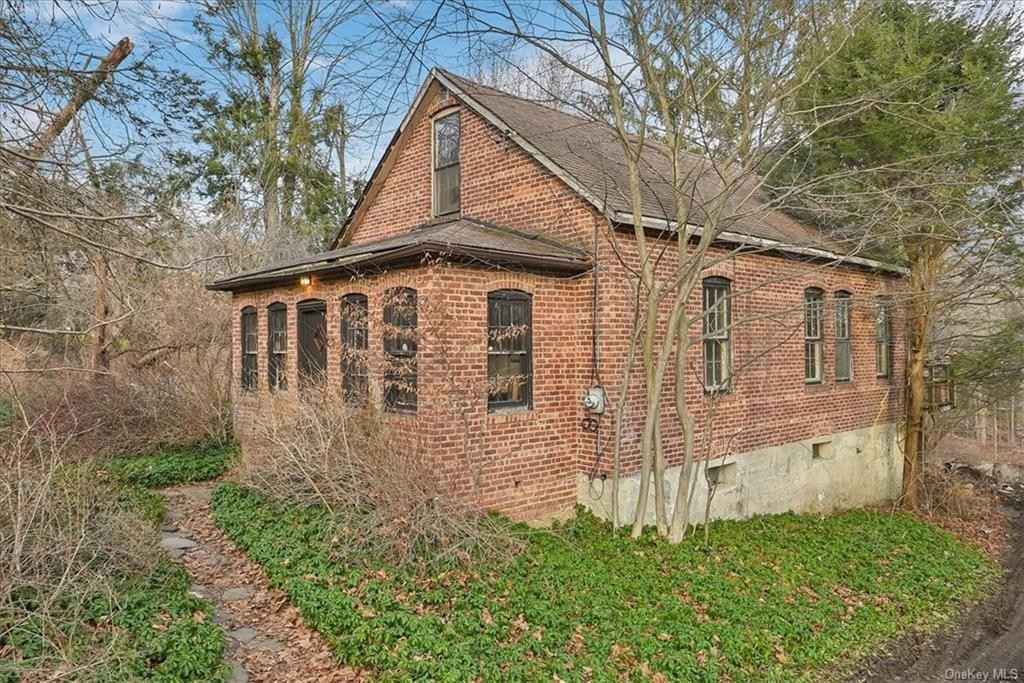 c. 1930 Yorktown Heights, NY Old House Dreams
