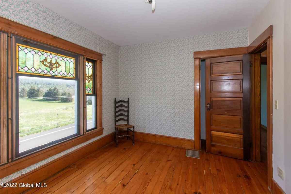 c. 1920 Colonial Revival Cobleskill, NY Old House Dreams