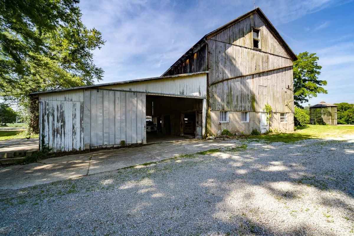 c. 1832 Federal in Bellbrook, OH Old House Dreams