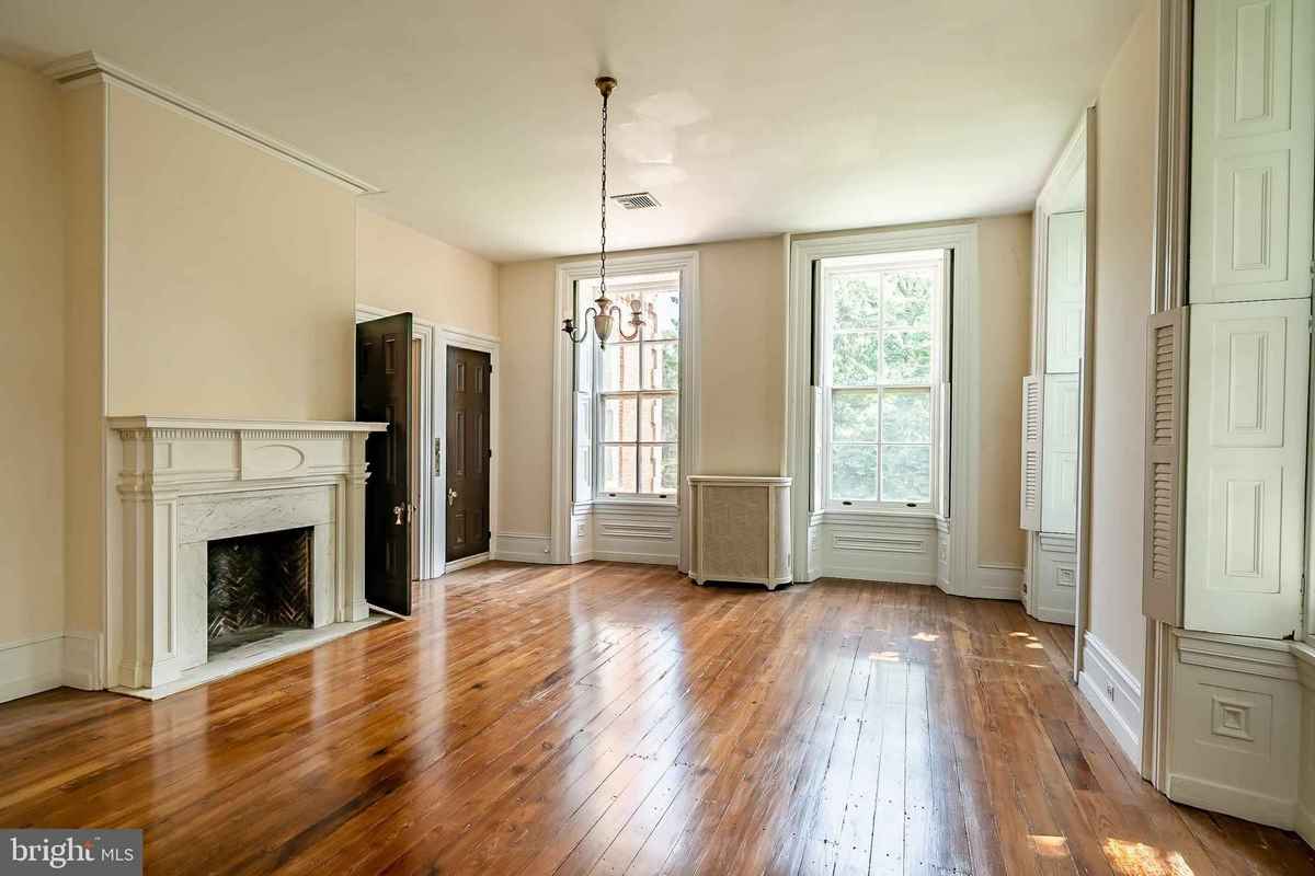 c. 1858 Italianate in Square, PA Old House Dreams