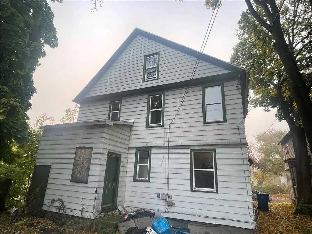 c. 1900 Queen Anne in Rochester, NY Old House Dreams