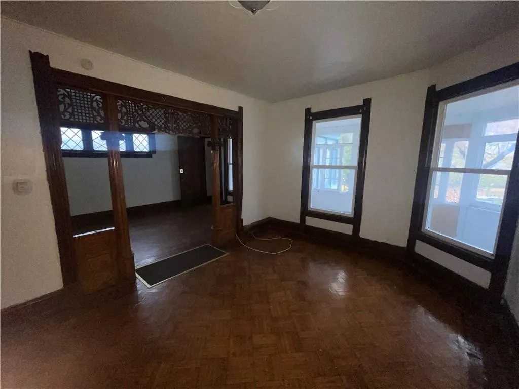 c. 1900 Queen Anne in Rochester, NY Old House Dreams