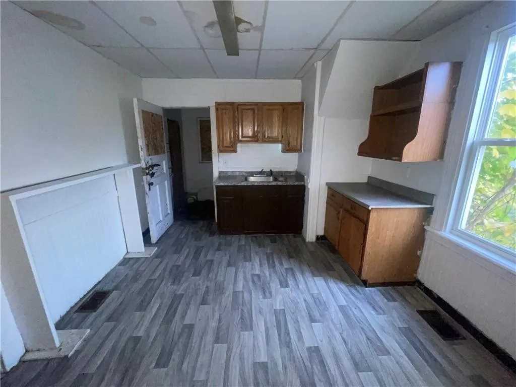 c. 1900 Queen Anne in Rochester, NY Old House Dreams