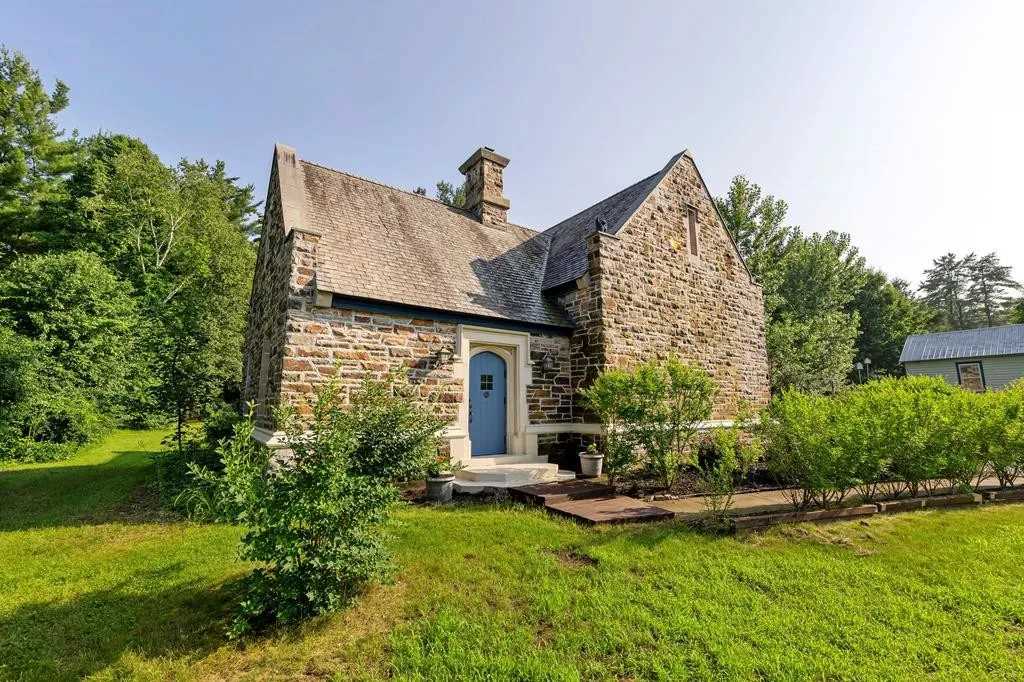 1936 School in Keeseville, NY Old House Dreams