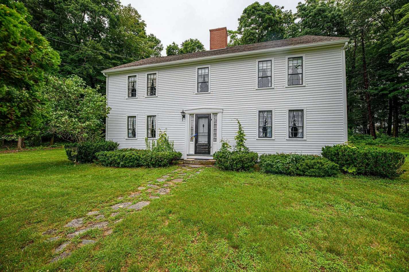 c. 1706 in Newfields, NH Old House Dreams