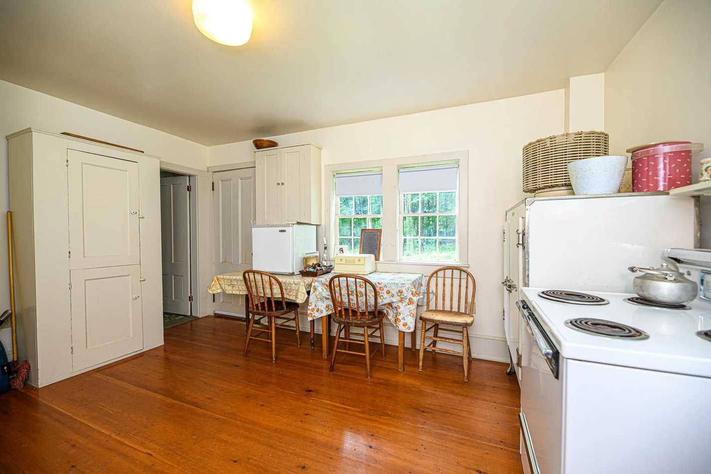 c. 1706 in Newfields, NH Old House Dreams