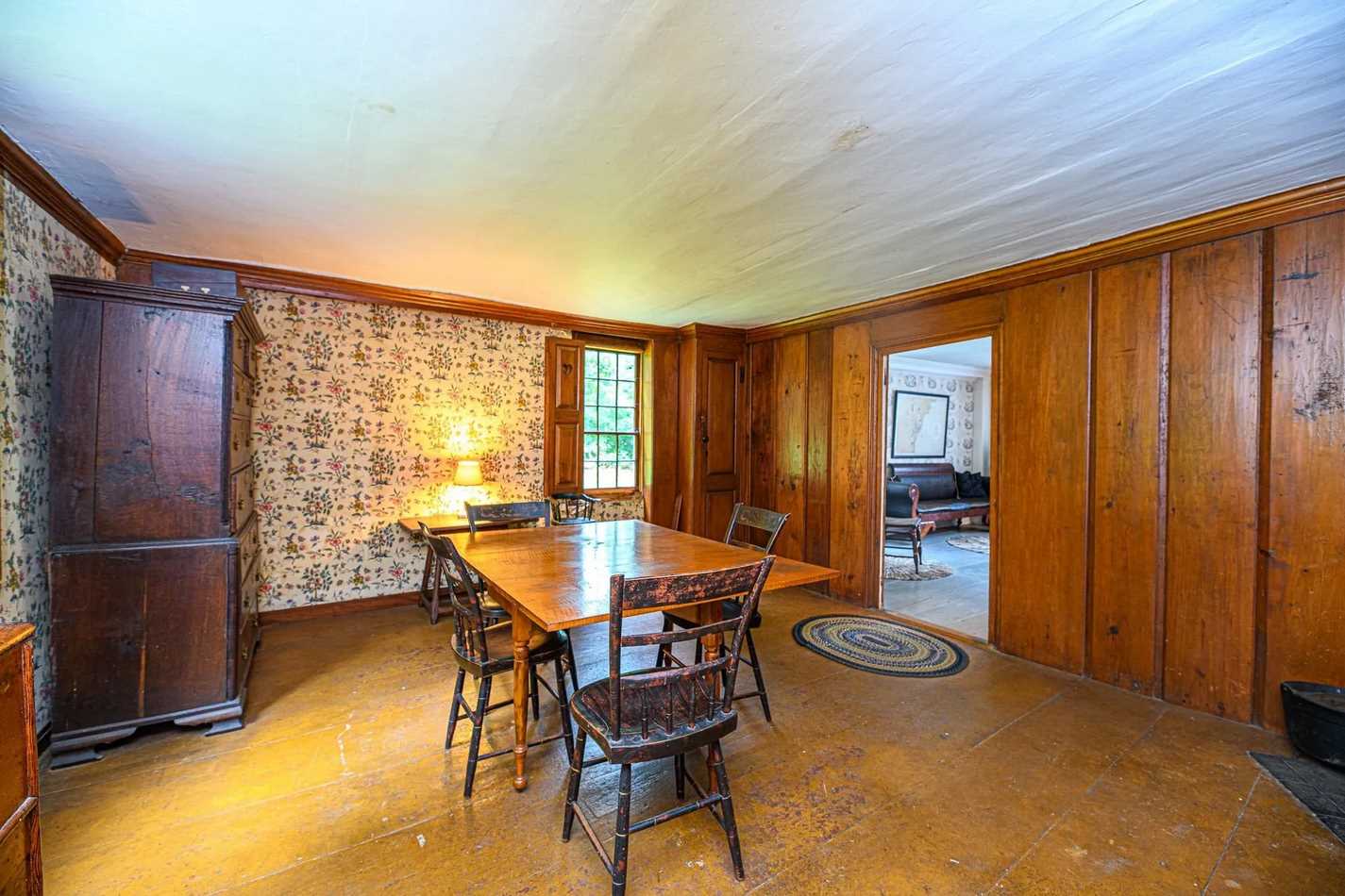 c. 1706 in Newfields, NH Old House Dreams