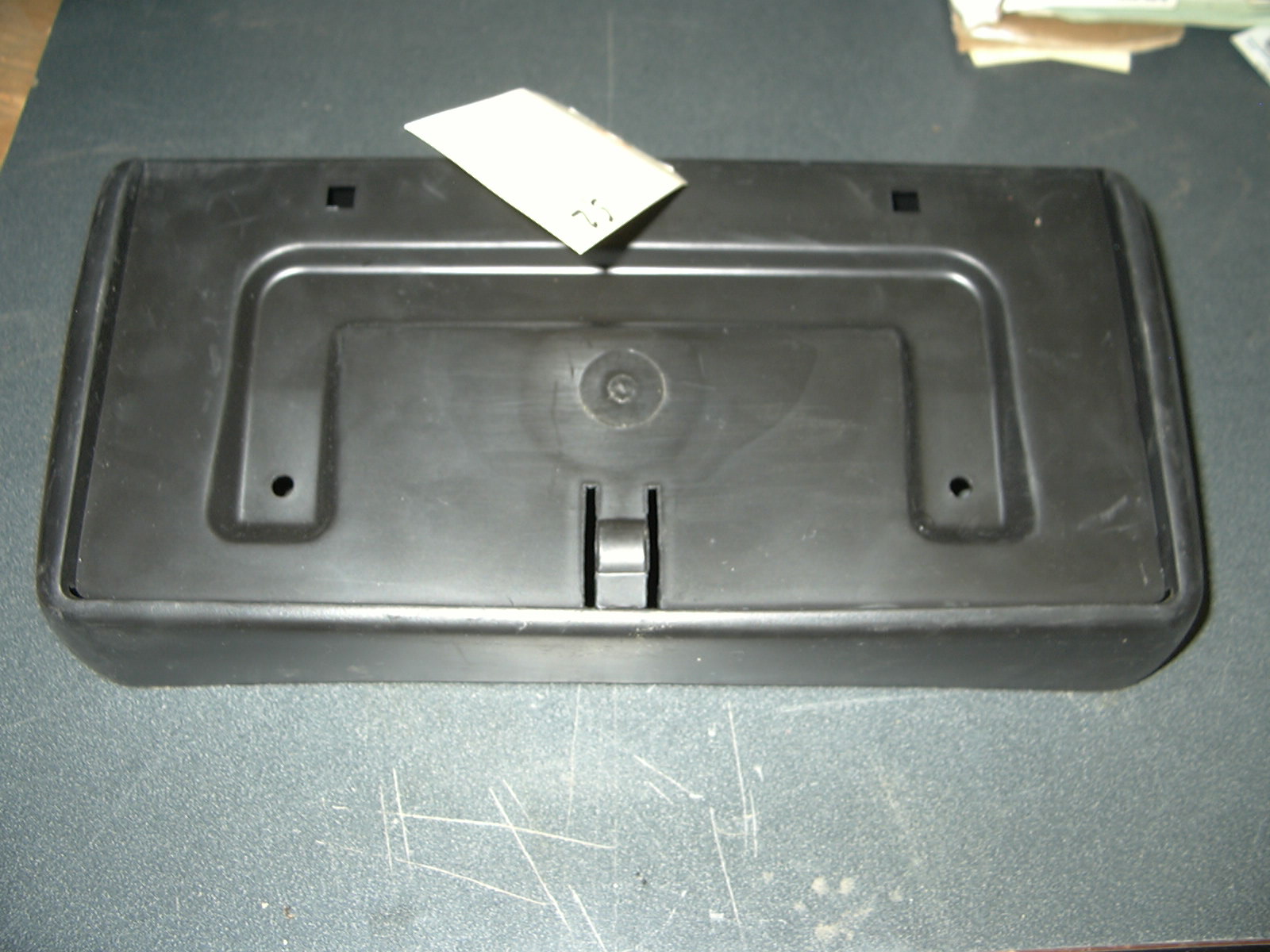 1990 1996 NOS Front License Plate Bracket GM 10068098 Oldsmobile Obsolete