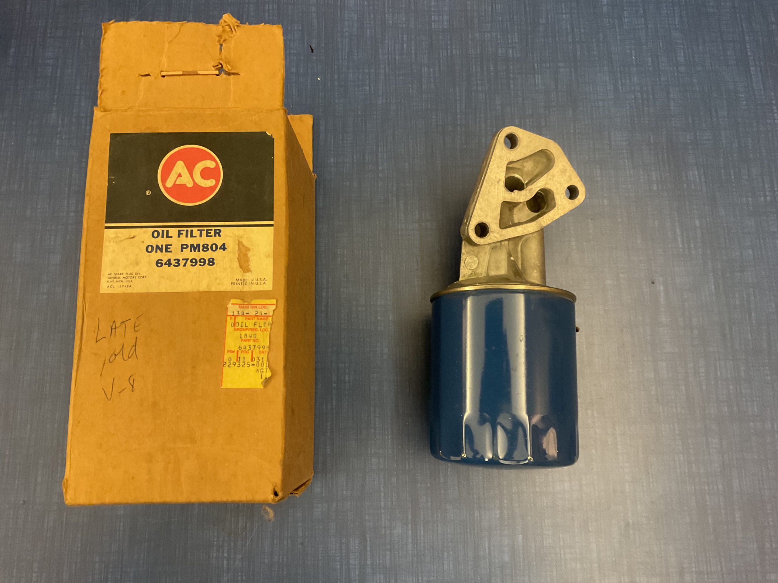 1964 1977 General Motors Engine Oil Filter Adapter With Oil Filter GM