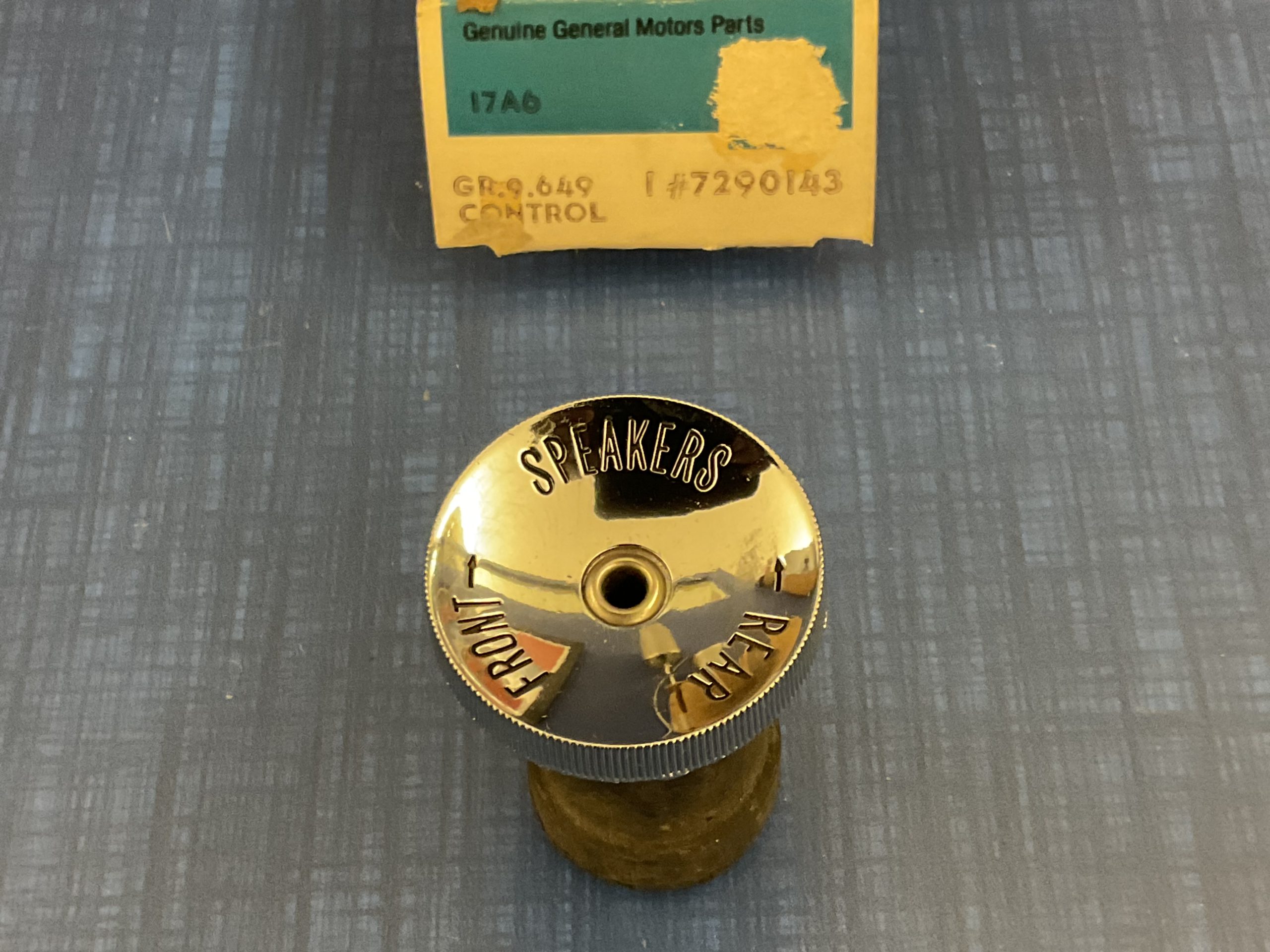 1966 Oldsmobile NOS Radio Fader Control Switch And Dial GM 7290143