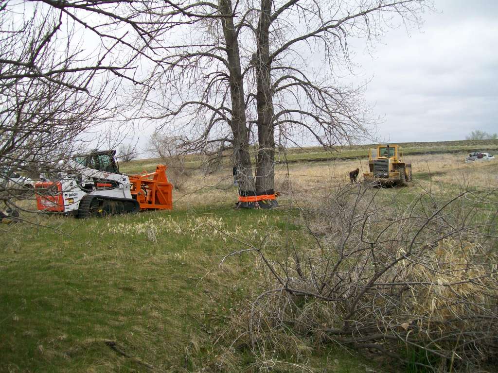 Buried Loader in Van Hook Bay, ND Tow411