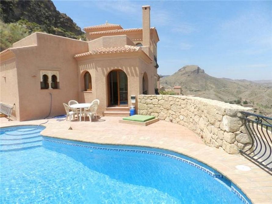 Villa for sale in Sierra Cabrera, Almeria, 5 bedrooms Ref OLV0619