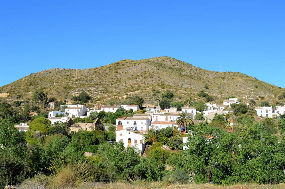 Village House for sale in Bedar, Almeria, 6 bedrooms Ref OLV1501