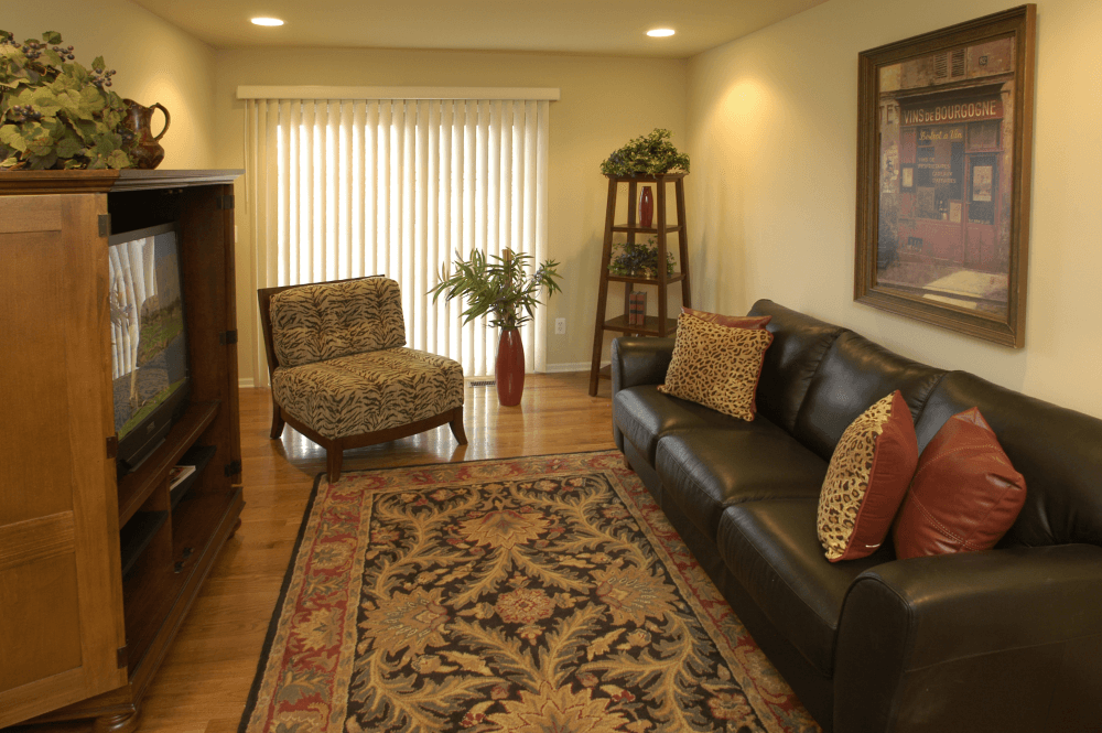 Unit 110 Oliver Homes, LLC Oliver Homes, LLC