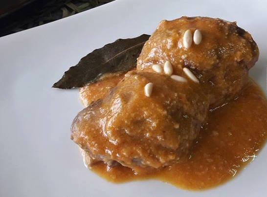 Carrilleras de cerdo en salsa de almendras con Olla GM Ollas GM