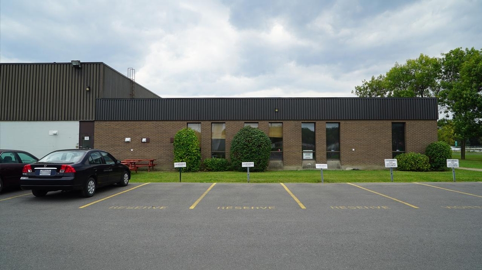 19000 TransCanada Highway Montreal & Laval, Québec