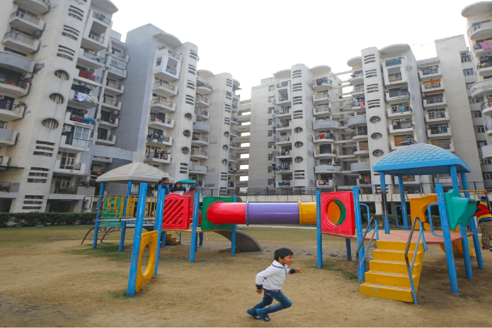 4 BHK Residential Flats in Sector 86 Faridabad Omaxe Heights