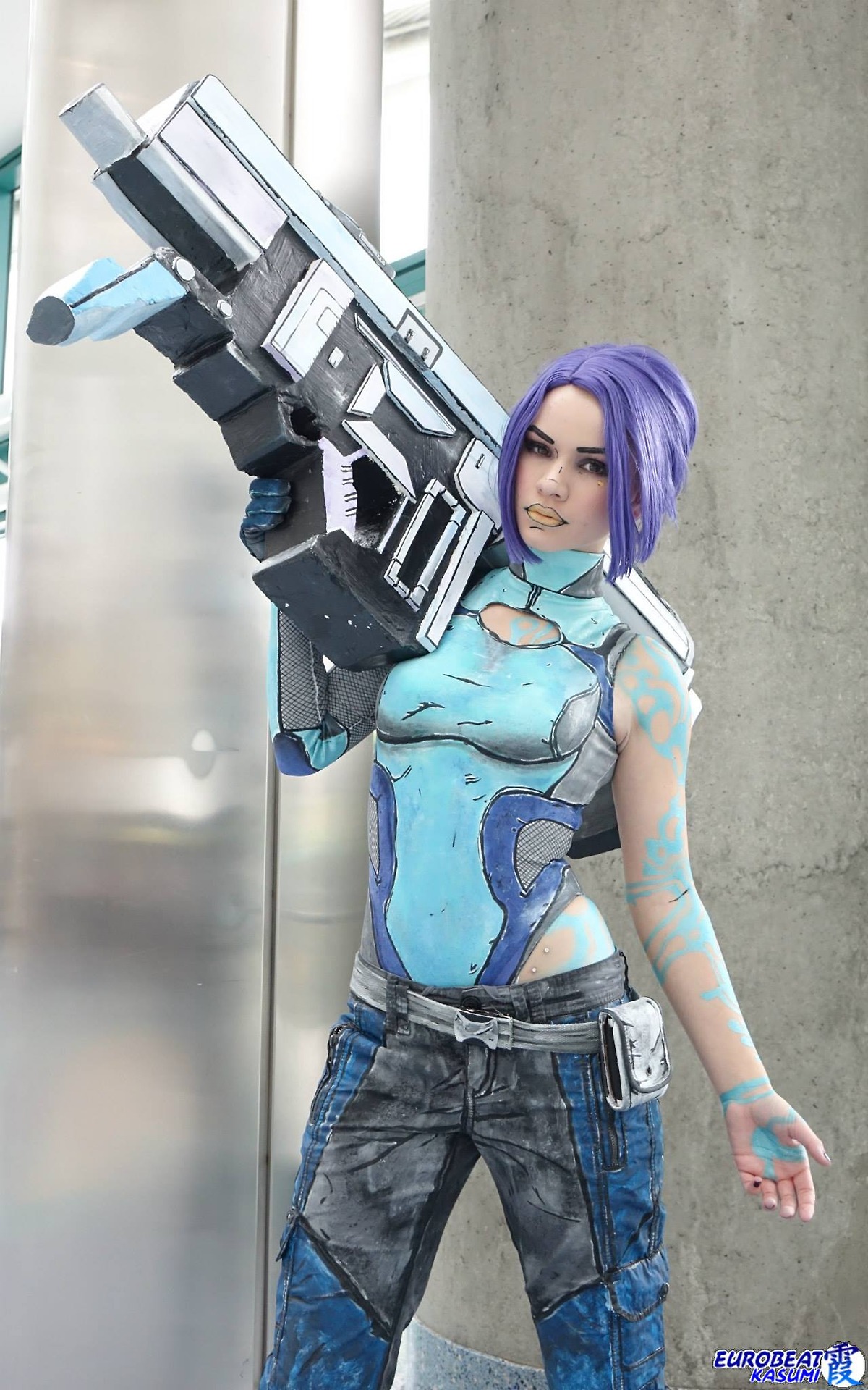 Cosplay Maya from 'Borderlands 2' is cellshaded dopeness OMEGALEVEL