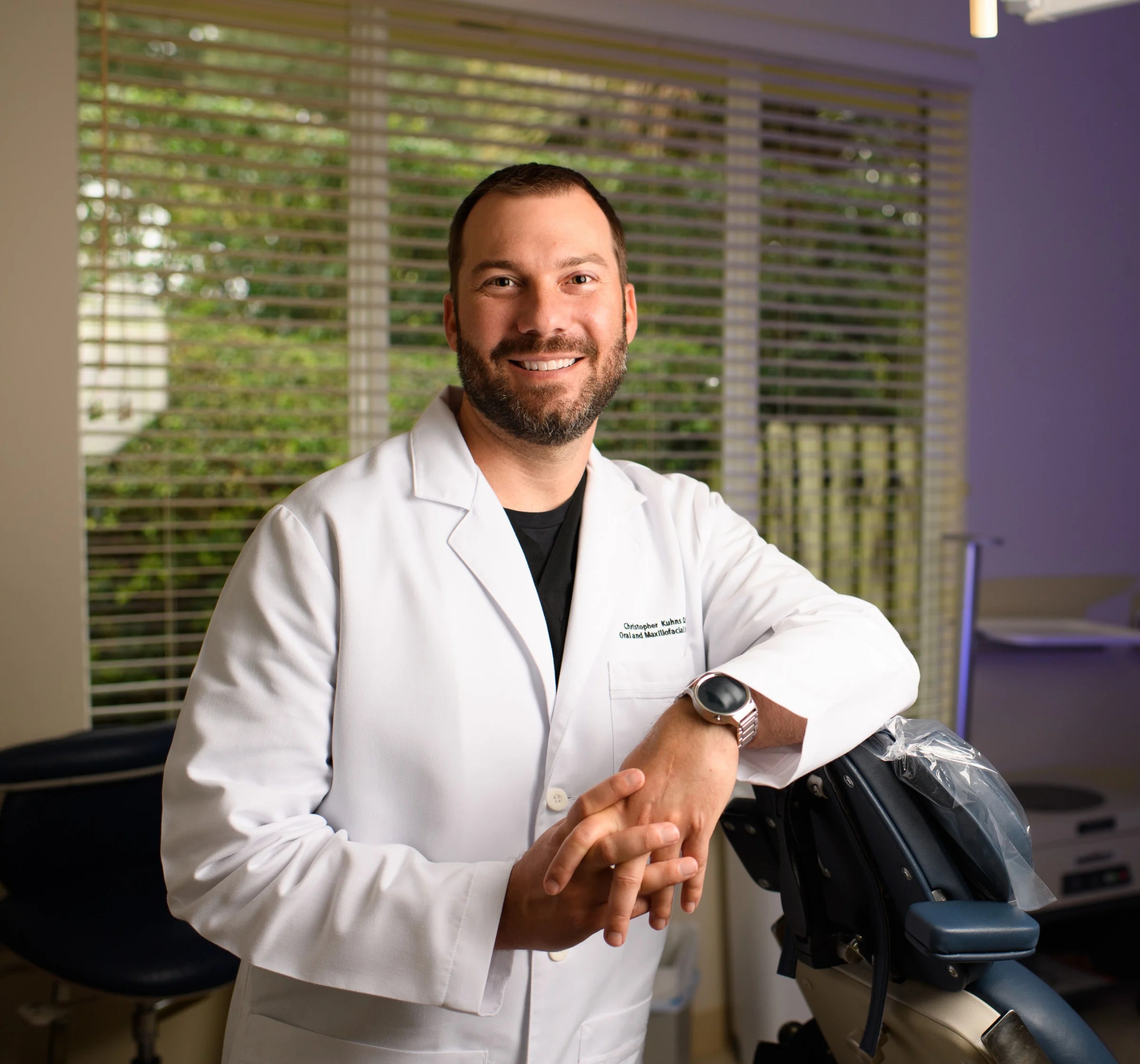 New PageMeet Dr. Kuhns Stuart FL, Lippisch, Engebretsen and Kuhns Oral