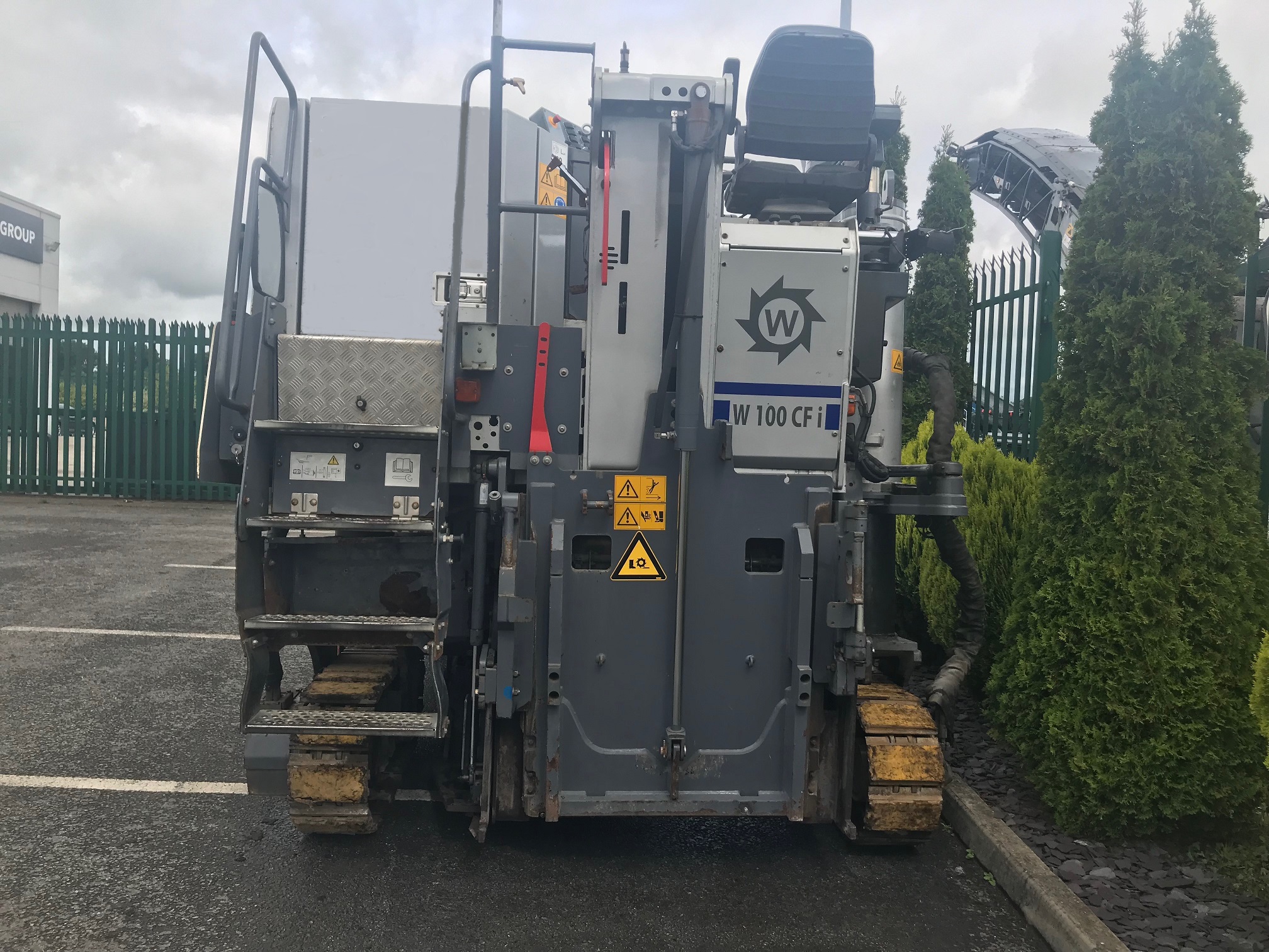 Construction de routes Wirtgen W 100 CFI d'occasion à vendre Machines