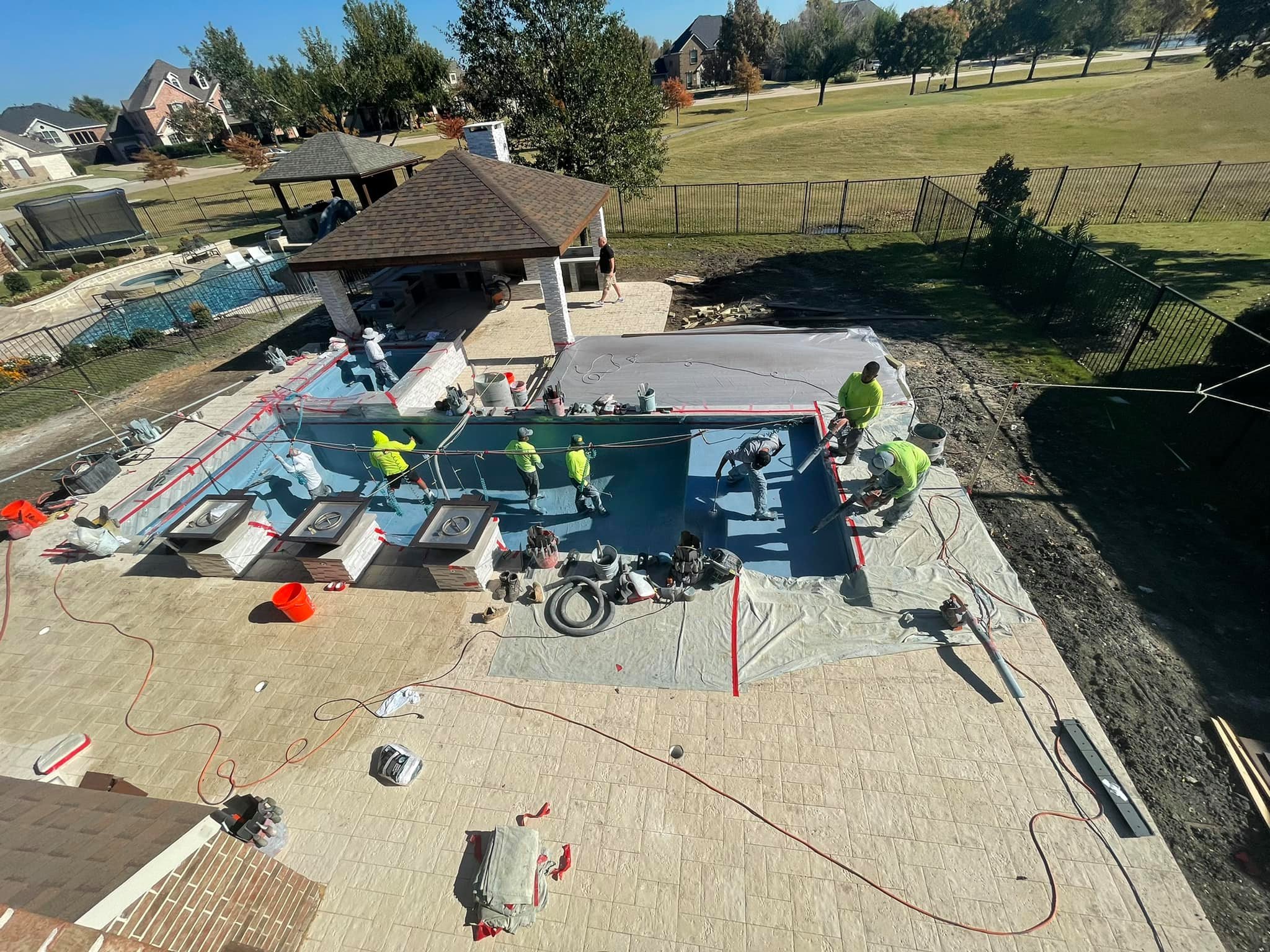 7 Questions to Ask Your Pool Builder Omni Outdoor Oasis