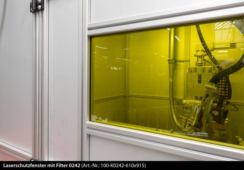 Laserschutzvorhang Laserschutzfenster Laserschutzbrillen Omtec AG