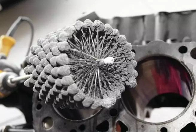 Ask Away! with Jeff Smith Bottle Brush Honing vs. Machining Cylinders