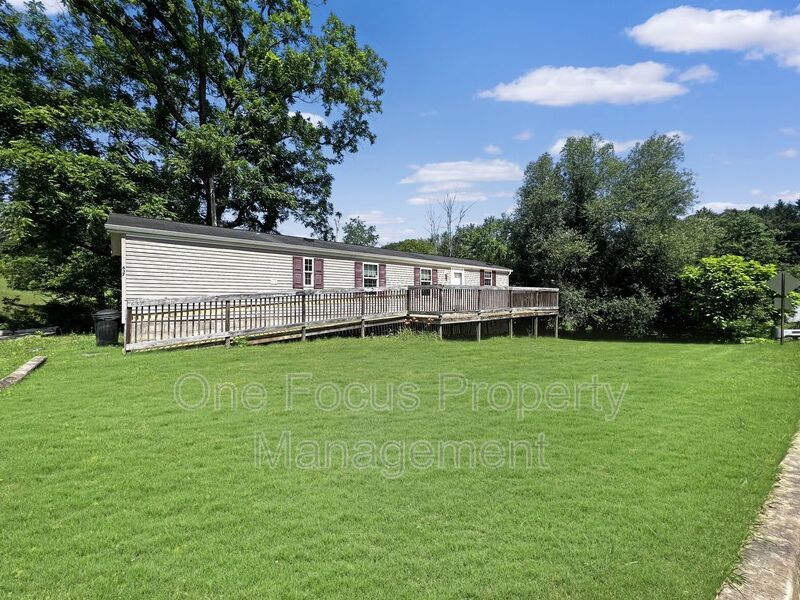 637 Sholder Rd Williamsport, PA 17701 One Focus Property Management