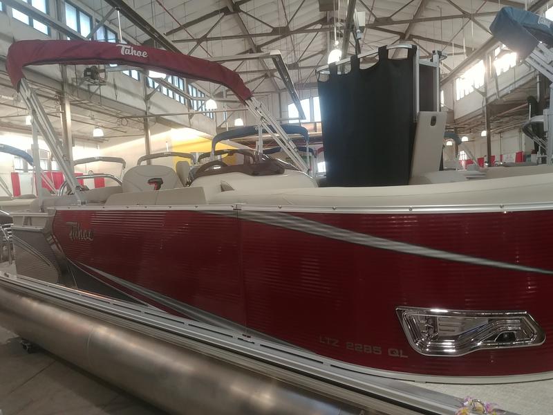 New Tahoe Pontoon Boats