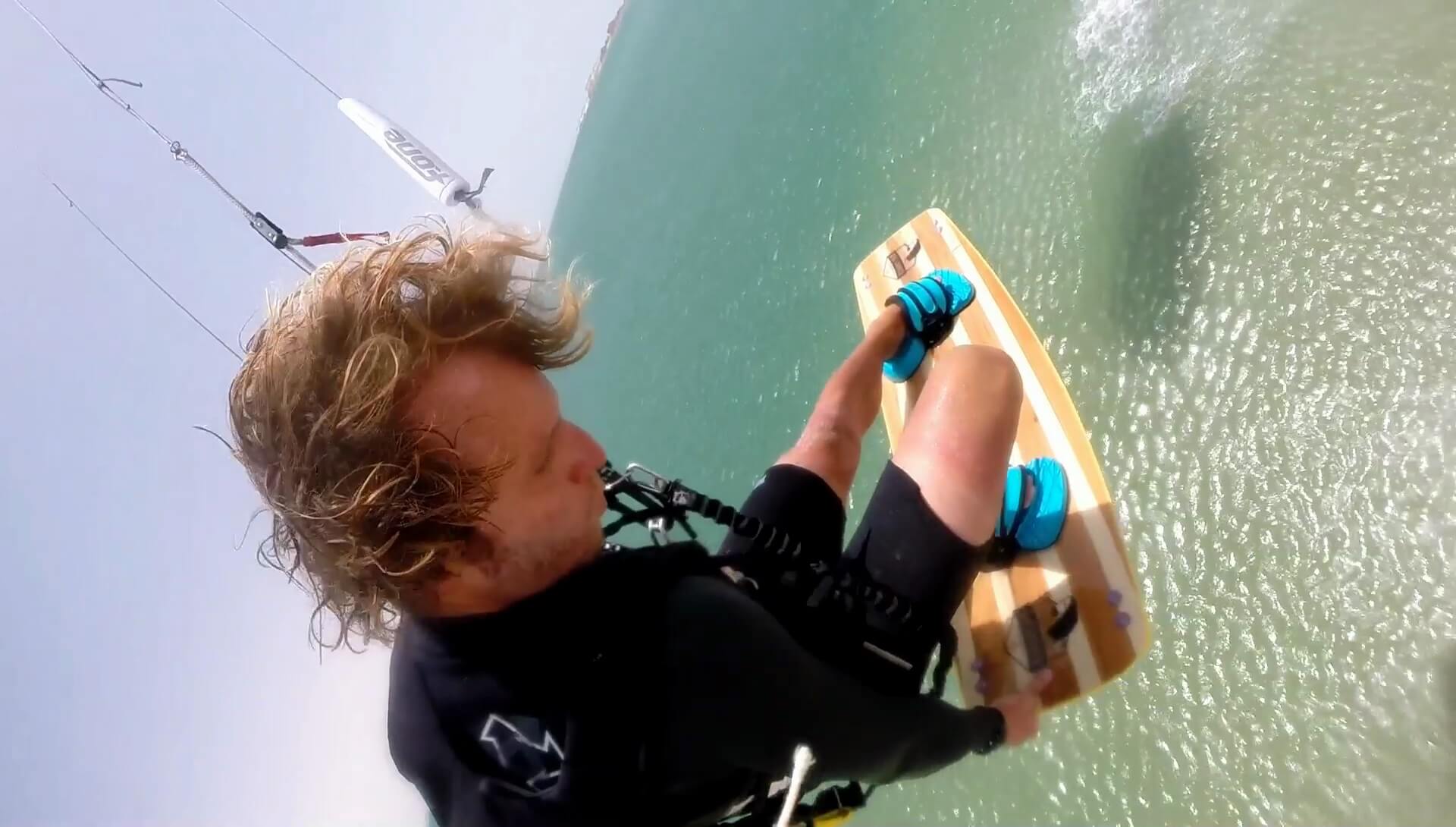 TAIL GRAB One Launch Kiteboarding