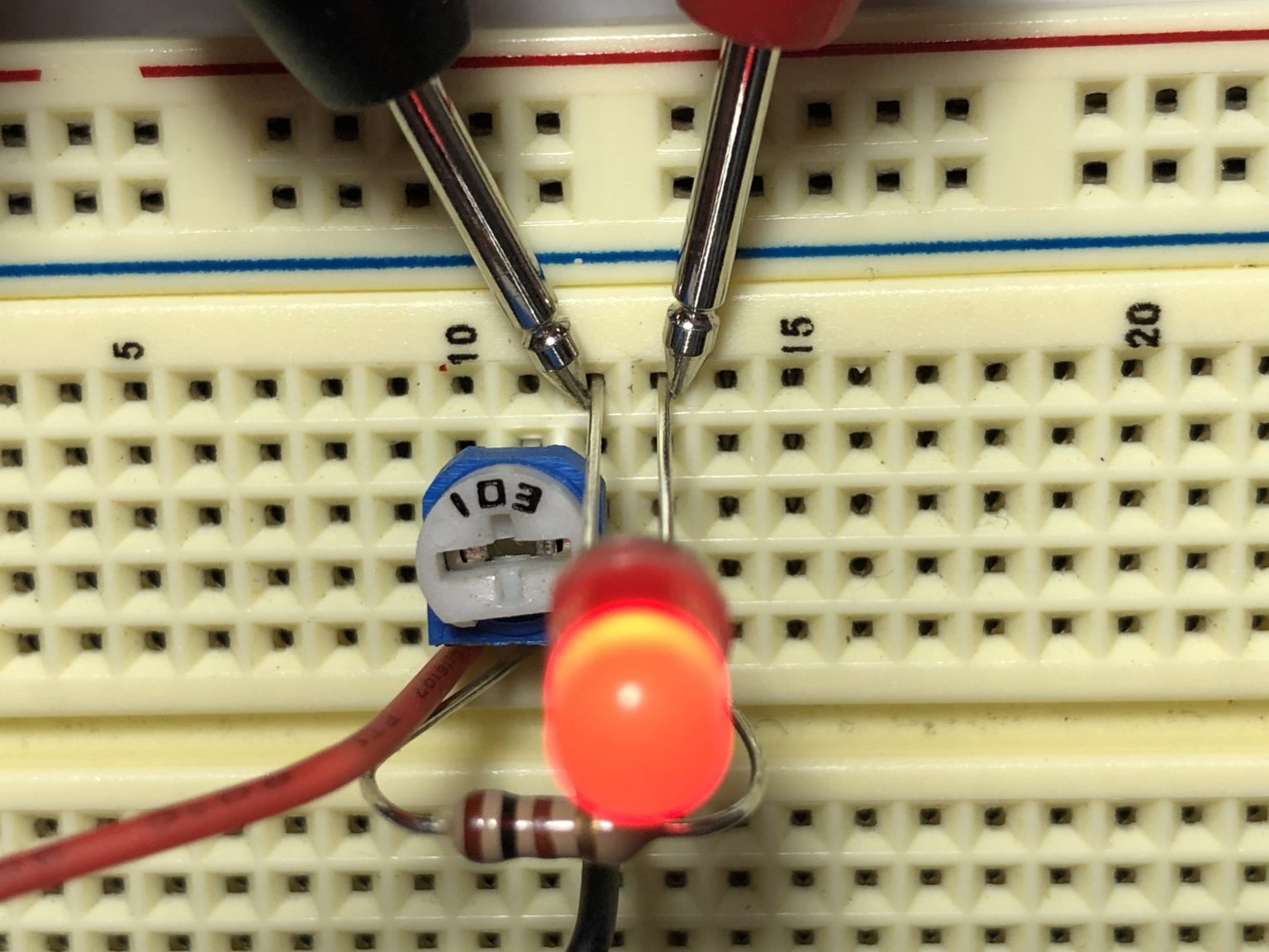 Lab Measuring LED Forward Voltage OnElectronTech