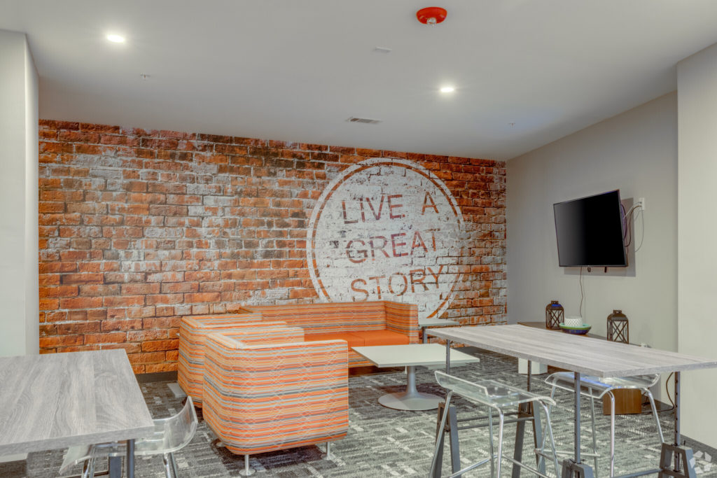 Gallery One on 4th Apartments in Stillwater, OK