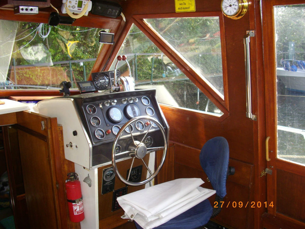 Kajütboot aus GFK