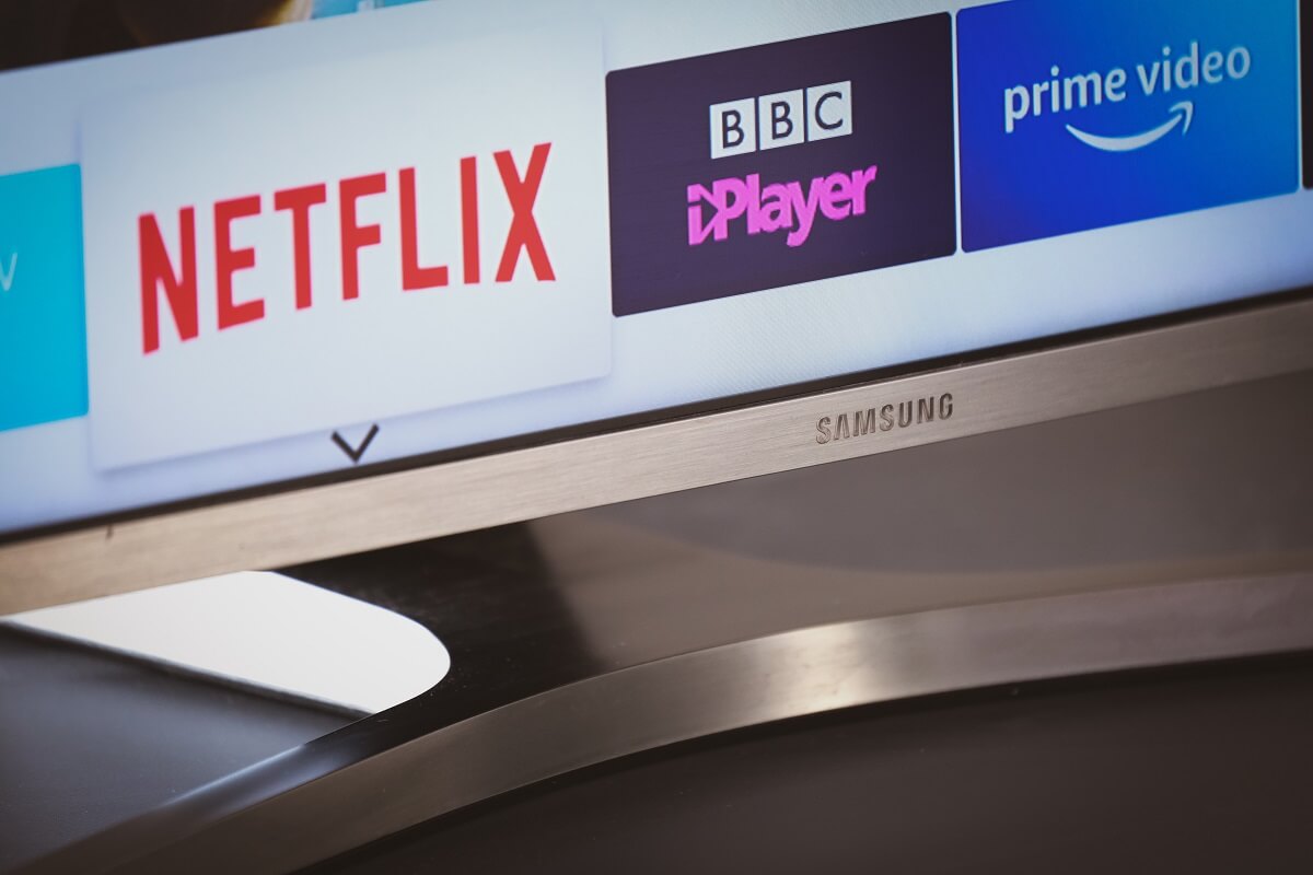 How to Turn on a Samsung TV Without Remote