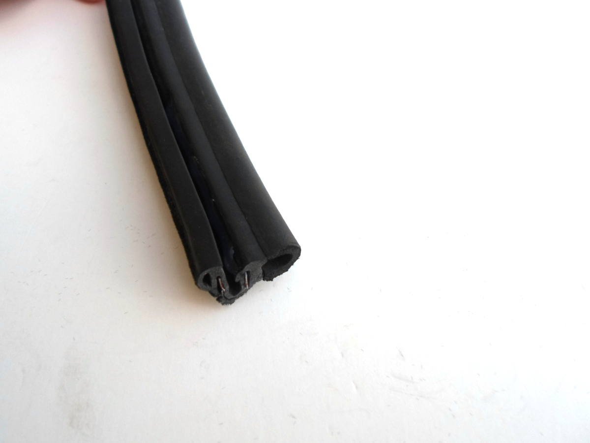 Sunroof Seal 1 Install