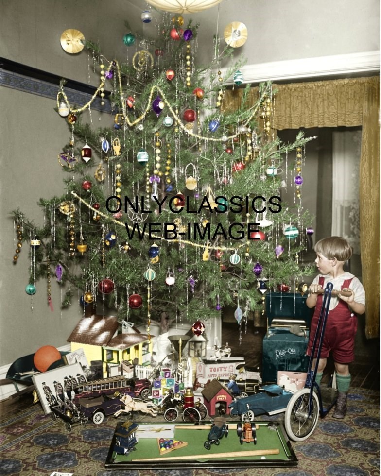 1922 VINTAGE CHRISTMAS TREE ALL DECORATED COLORIZED PHOTO ANTIQUE TOYS