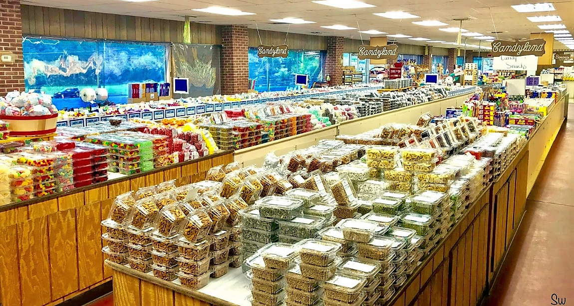 You'll Want To Visit These Gigantic Candy Stores In Maryland