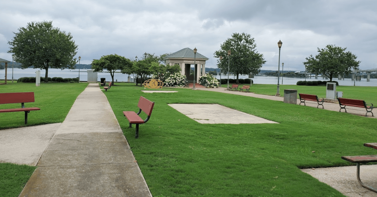 Rhodes Ferry Park In Decatur Al Is One Of The Best Parks