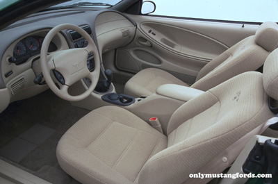 2000 Mustang - specs, pictures,performance and more.