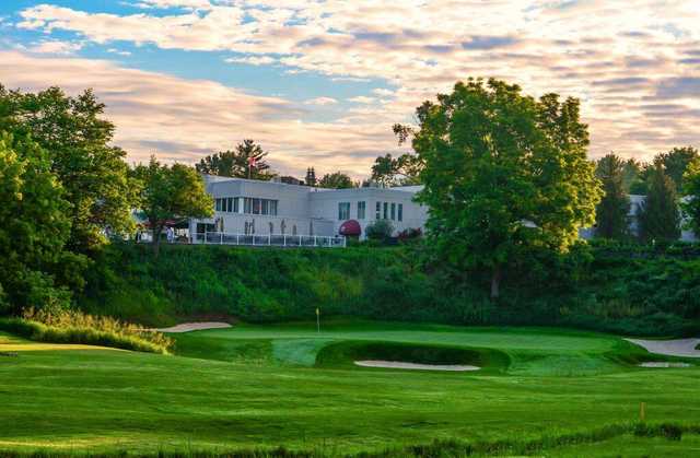 Oshawa Golf & Curling Club in Oshawa