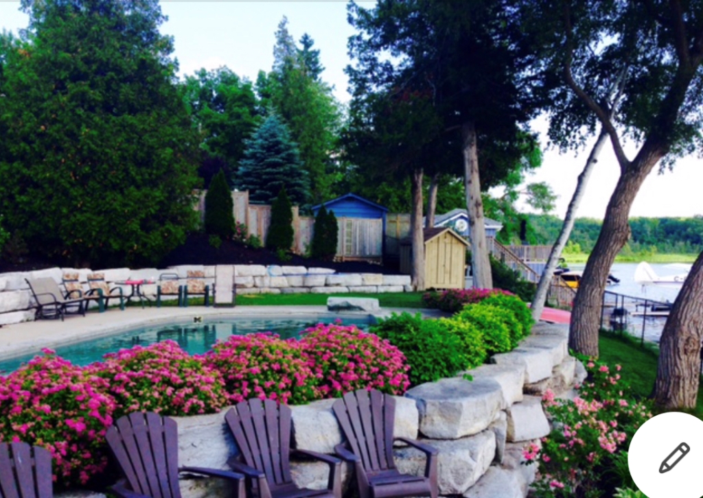 Southern Ontario 3 Bedroom Vacation Cottage Rentals Puslinch, Niagara Falls