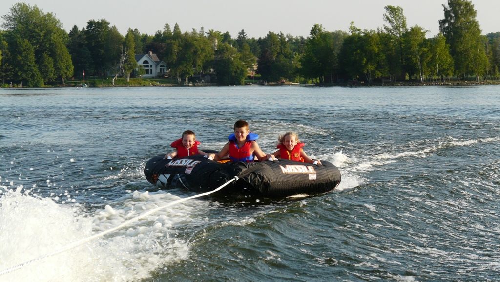 Southern Ontario 3 Bedroom Vacation Cottage Rentals Puslinch, Niagara Falls