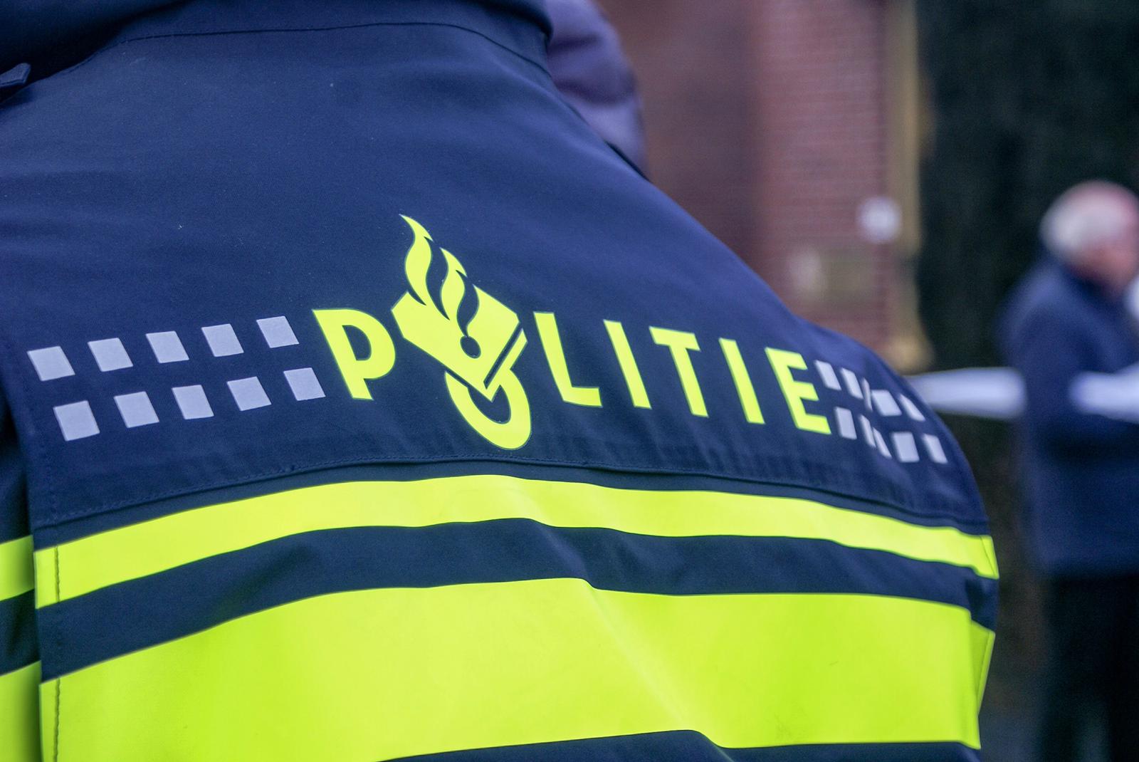 Man Die Bejaarde Vrouw Van Pinpassen Beroofde Meldt Zich Bij Politie (Update) - Oog Radio En Televisie