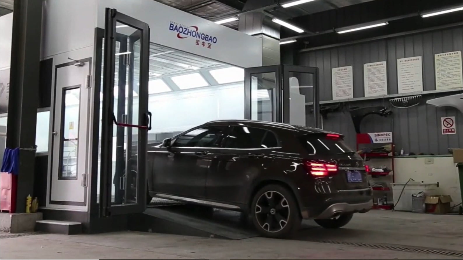 Car Spray Booth & Automotive Paint Booth Supplier in OMAN OPALTE