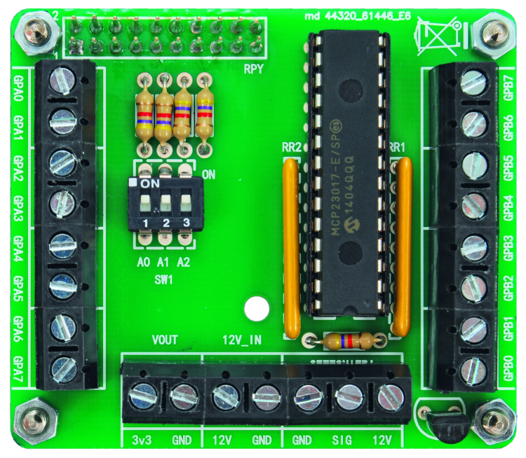 Buiding an arcade coinop machine to rediscover the 8090s with
