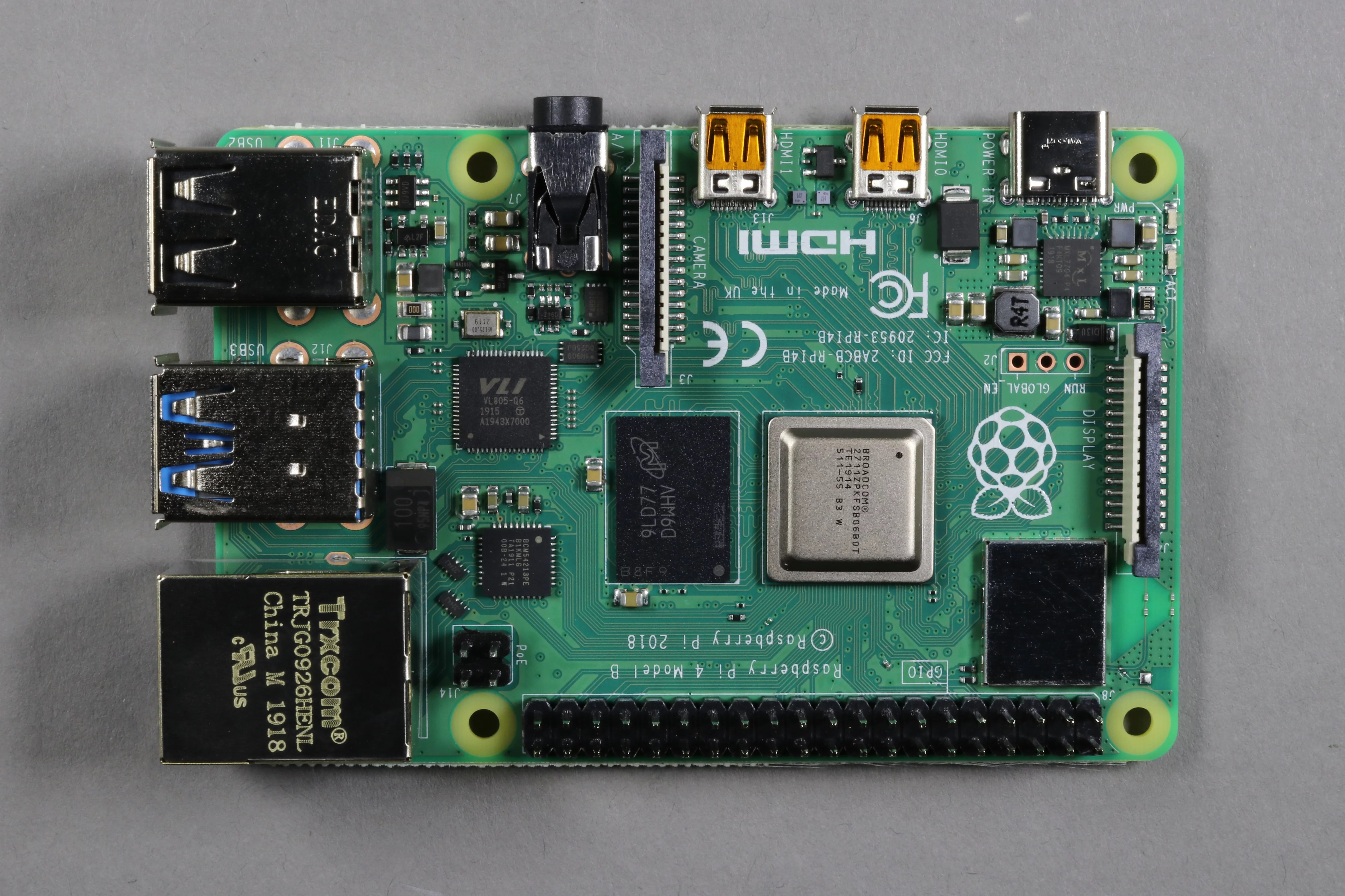 Raspberry PI Useful hardware and accessories OpenDisplayCase