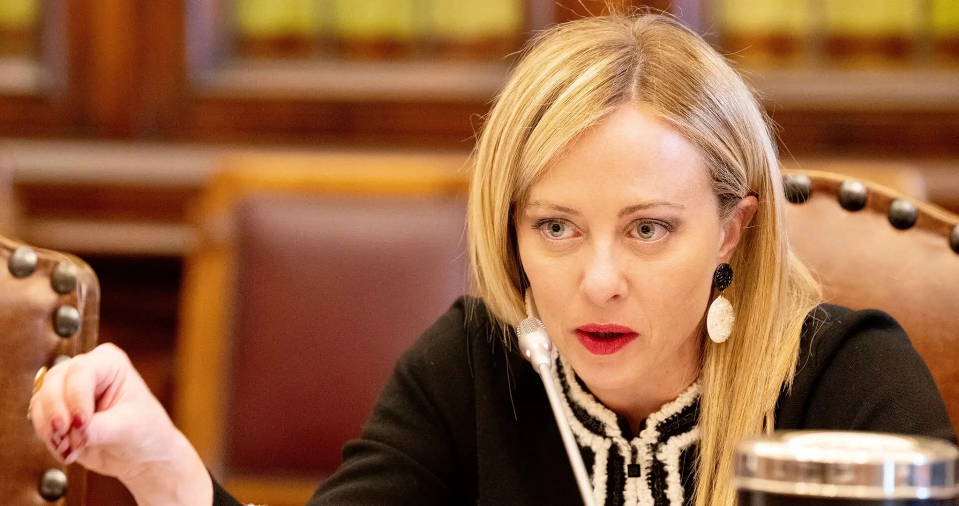 Anche il governo Meloni legifera a colpi di decreto Openpolis