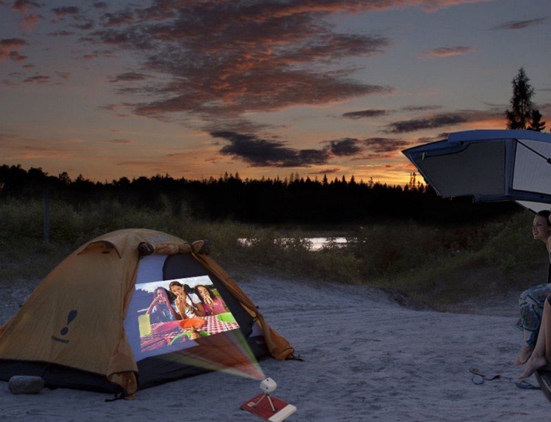 Best Projector for Camping Reviewed OIC