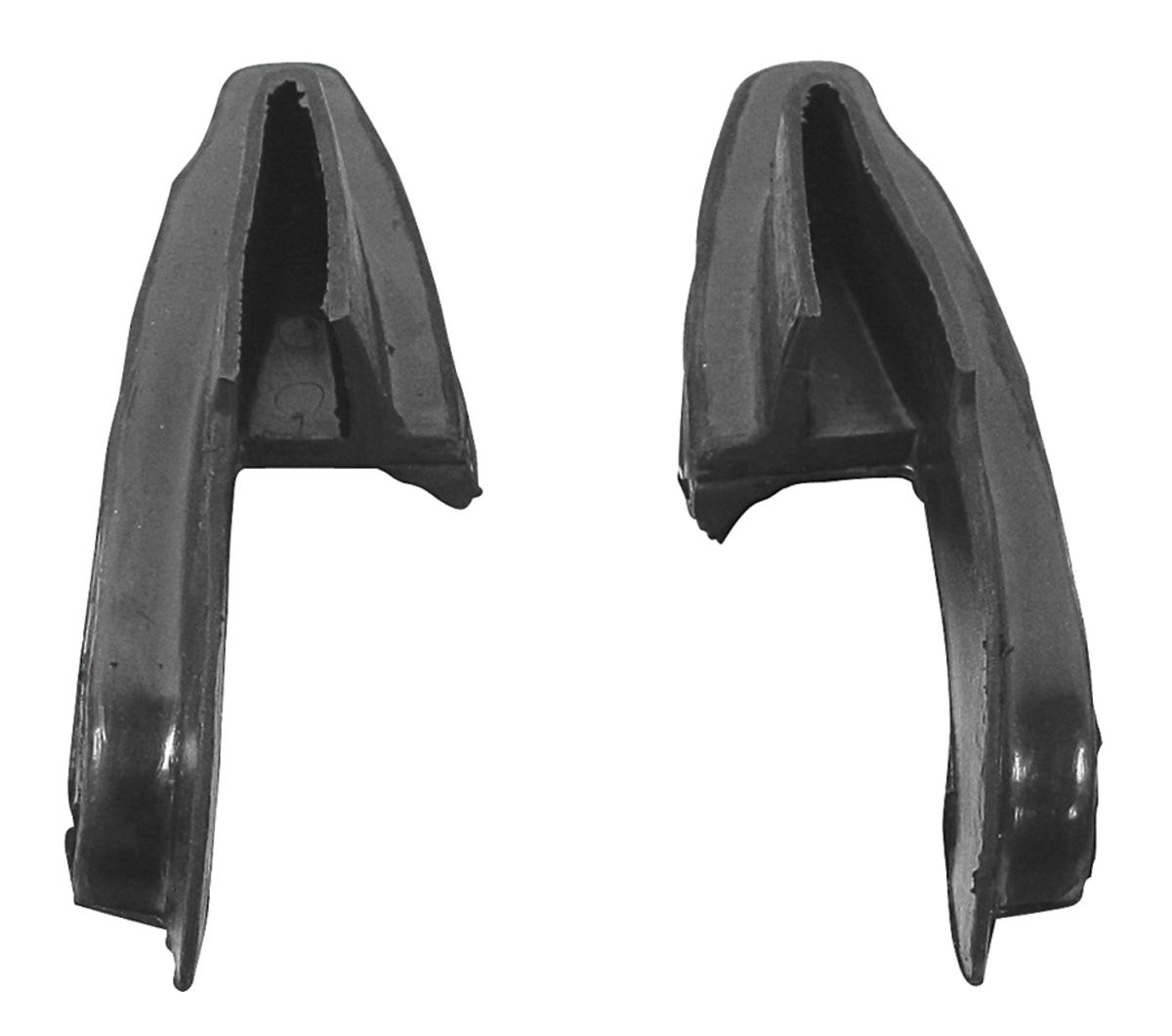 197677 Cutlass/442 Bumper Fillers Front Plastic