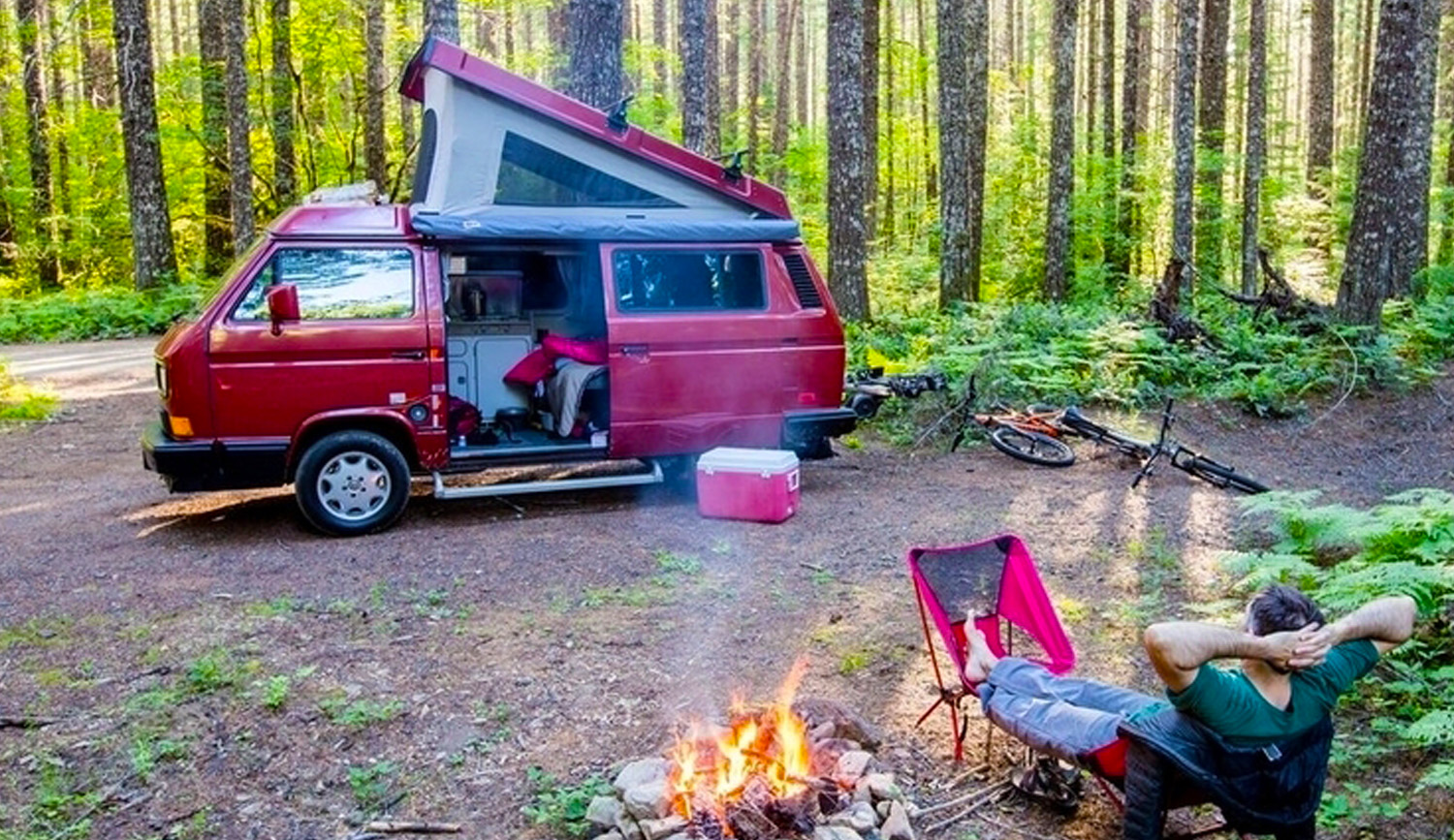 Advantages and disadvantages of a camper van Oppidam Houseboats